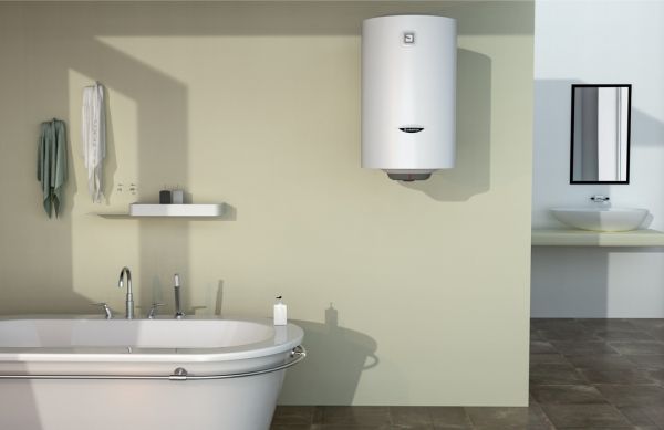 ARISTON PRO1 R 80 VTS 1,8K EU elektr. vízmelegítő fűtőspirállal (balos) 80 L, "C" kat. - Image 2
